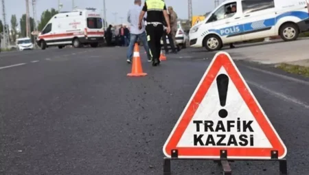 Kars’ta Trafik Kazası: 2 Meyyit, 5 Yaralı